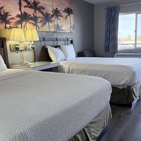 Days Inn By Wyndham Ontario Airport Экстерьер фото