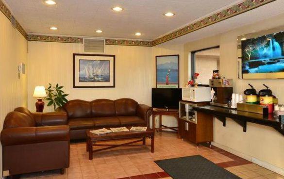 Days Inn By Wyndham Ontario Airport Экстерьер фото